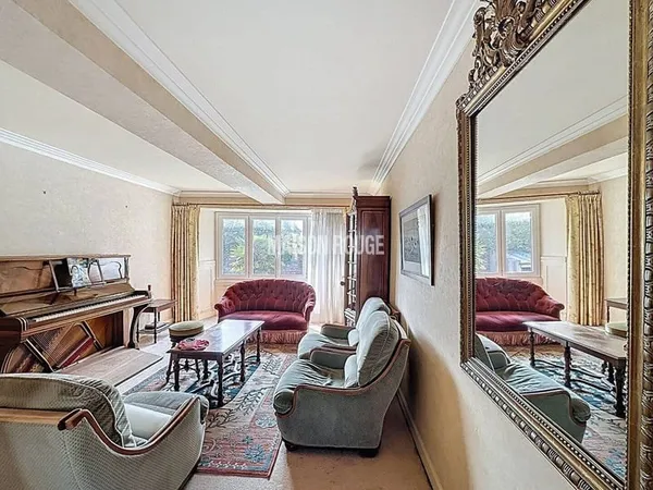 Maison 9 pièces 200 m²