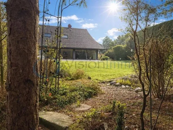 Maison 4 pièces 259 m²