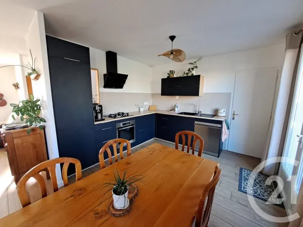 Maison 7 pièces 145 m²