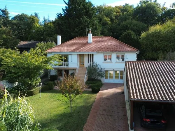 Maison 6 pièces 204 m²