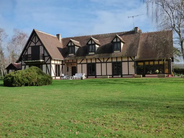 Maison et villa de prestige Vente Autry-le-Châtel 10p 329m² 826800€