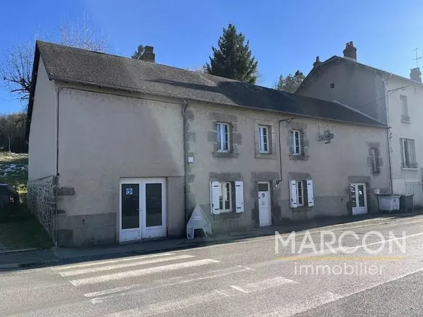 Local professionnel 6 pièces 130 m²