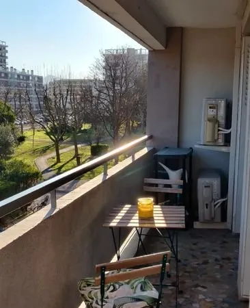 Colocation Métro Dromel avec parking