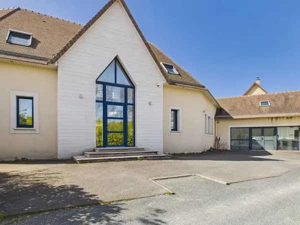 Maison 6 pièces 280 m²