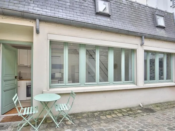 MAISON DE VILLE MEUBLEE ST GERMAIN EN LAYE - 2 pièce(s) - 32 m2
