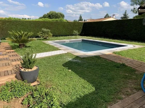 Maison de plain-pied 6 pièces 130 m²