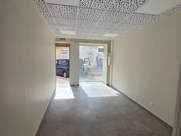 Local 21m²