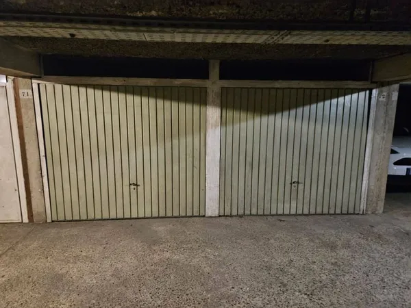 Parking 25 m²