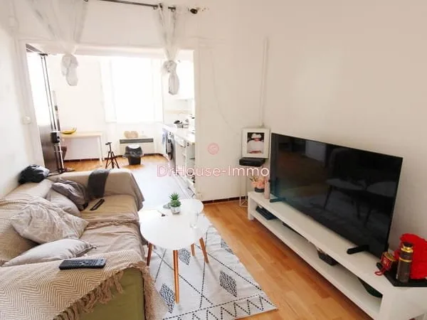 13003 T2 de 29 m² vendu avec locataire en place