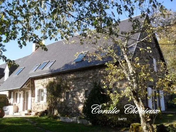 Très belle maison en pierre entièrement rénovée
