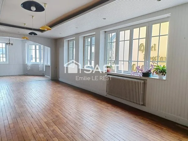 Plateau de bureaux 100m2 PLOMODIERN