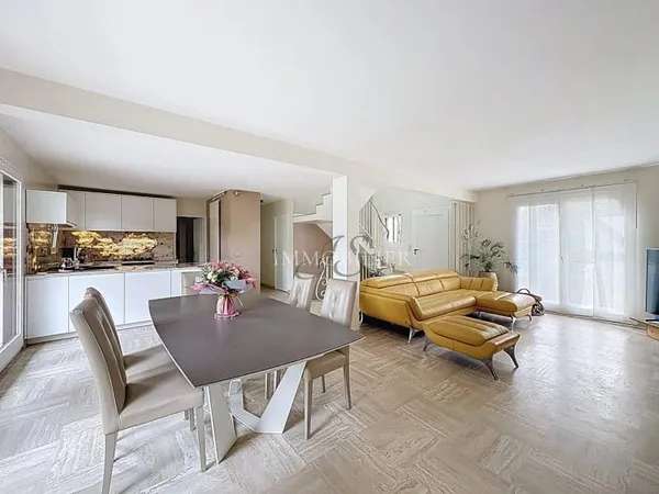 Maison 5 pièces 146 m²