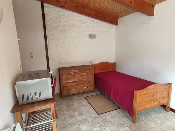 Studio 1 pièce 19 m²