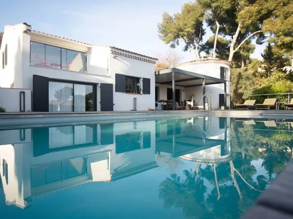 Maison de luxe 6 pièces 225 m²