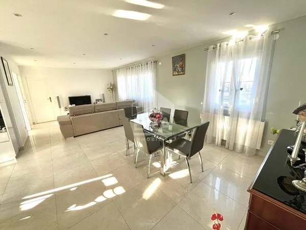 Maison de plain-pied 4 pièces 70 m²