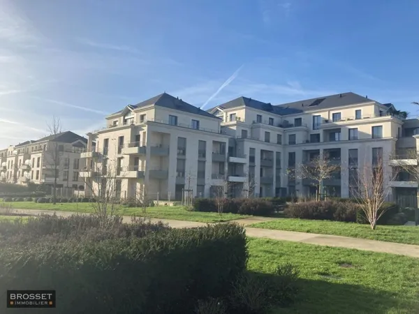 Stationnement Vente Saint-Cyr-sur-Loire   12500€