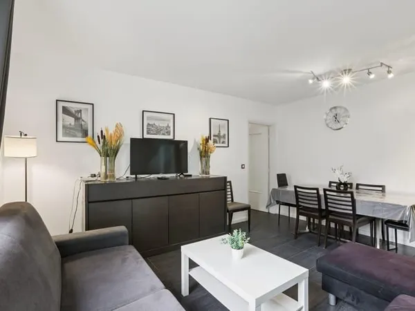 A LOUER APPARTEMENT T5 MEUBLE 69100 VILLEURBANNE
