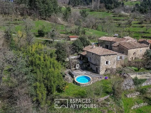 Maison de caractère rénovée avec vue nature et fort potentiel