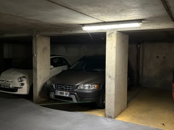 Parking à louer Paris 10eme - quartier Paradis