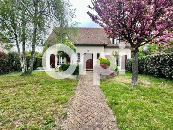 Maison 6 pièces 213 m²