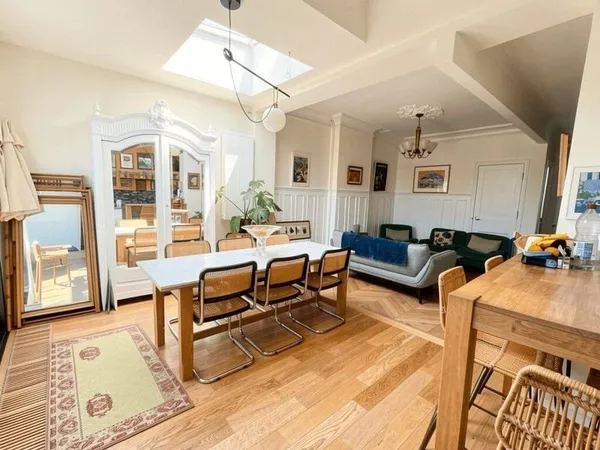 Maison 8 pièces 165 m²
