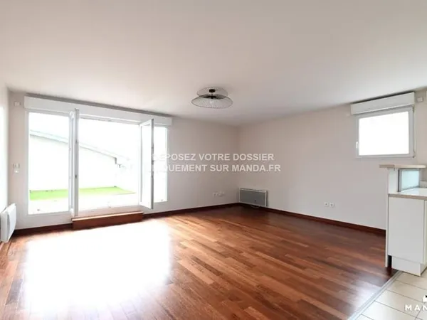 Superbe T3 avec terrasse et box - Nanterre