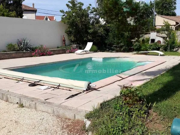 Terrain en individuel 772 m²