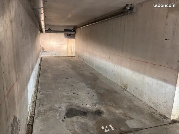 Place de parking Double