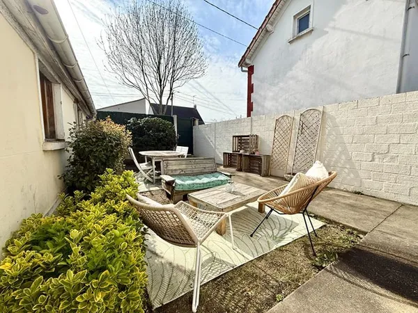 CHARMANTE MAISON RENOVEE
