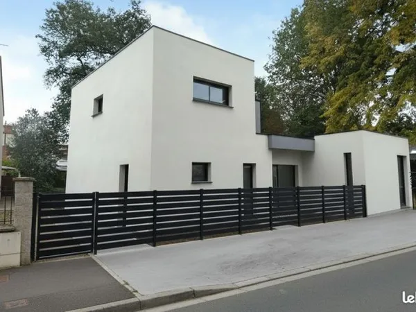 Maison 5 pièces 110 m²