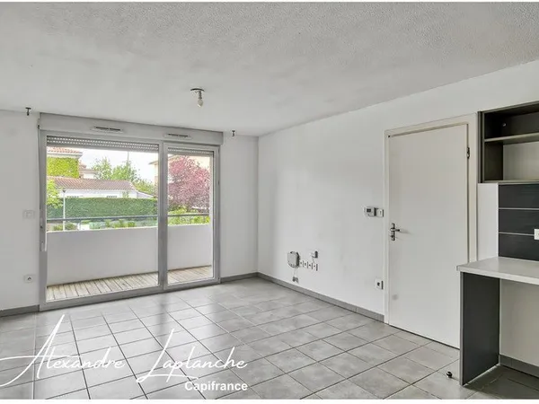 Appartement à vendre 3 pièces SAINT ORENS DE GAMEVILLE (31) avec terrasse et double parking privé en