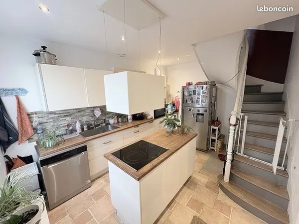 TOURS CENTRE Maison T4 - 77m²
