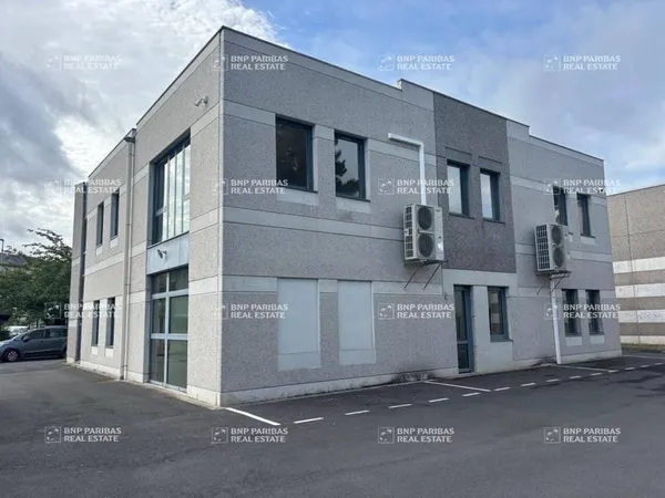 Bureaux 420 m²