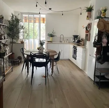 Chambre 1 pièce 12 m²