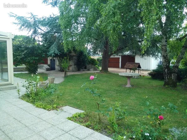 Maison individuelle 80 m² rénové sur 1600 m² de terrain clos - Fondettes