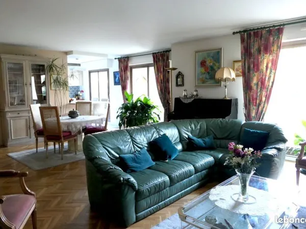 Vend appartement T6 de 141 m² à Antony 92