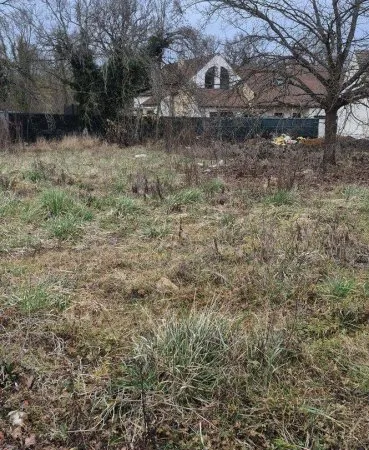 Terrain 765 m²