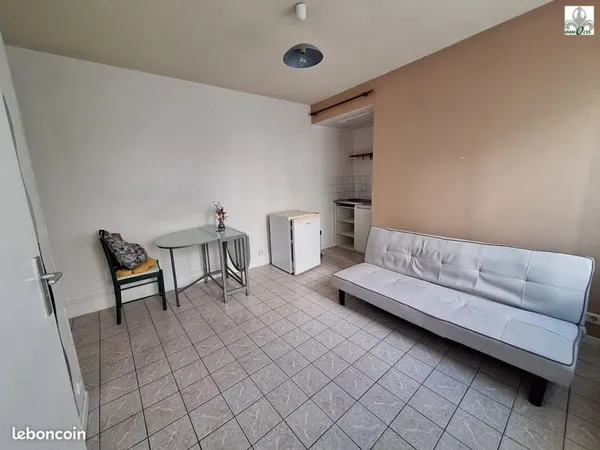Studio 1 pièce 15 m²