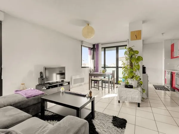 En exclusivité ! Appartement T3 de 62 m2 situé au 3e étage,