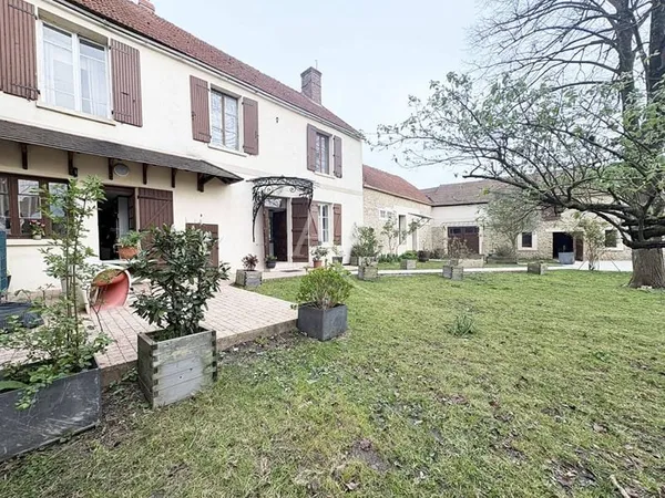 Maison 9 pièces 168 m²