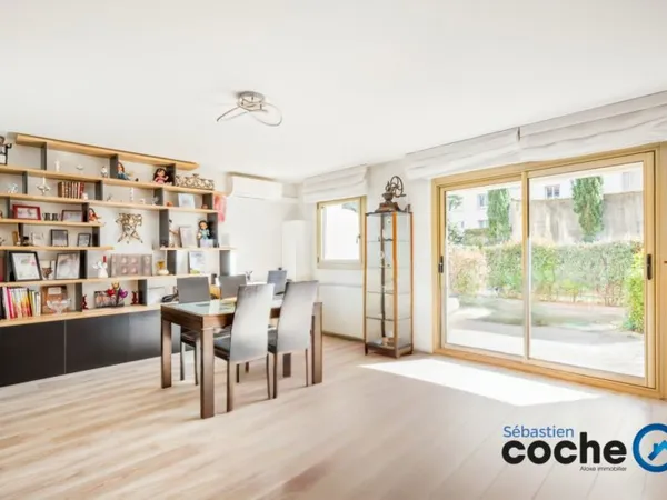 Rez de Jardin 111 m2 - Jardin 60m2 Coeur de Montchat