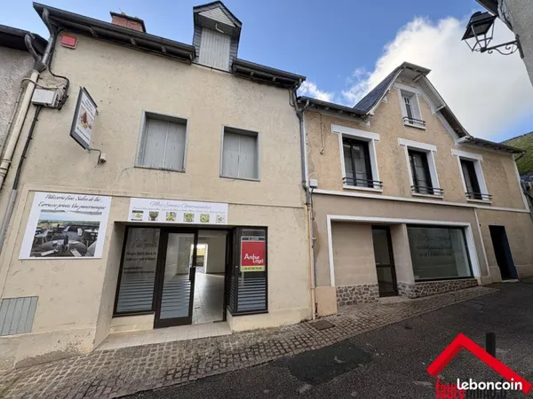 Immeuble 250 m²