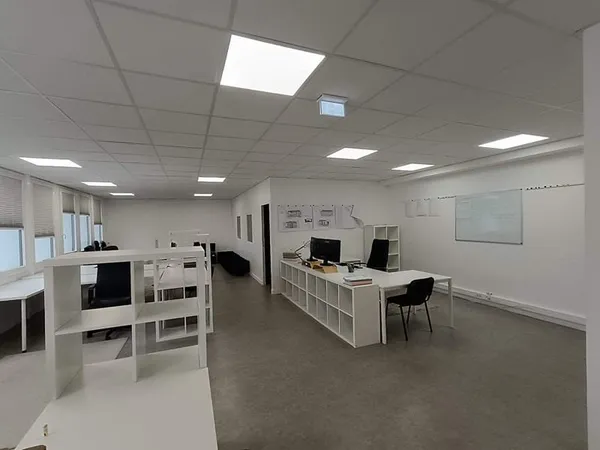 Location Bureaux Dinan 180 m2