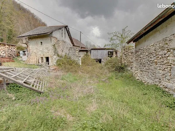Maison de village 4 pièces 80 m²