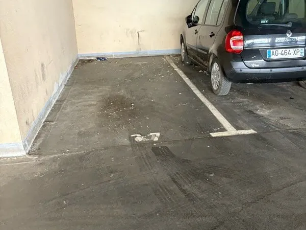 Parking couvert quartier République CHU
