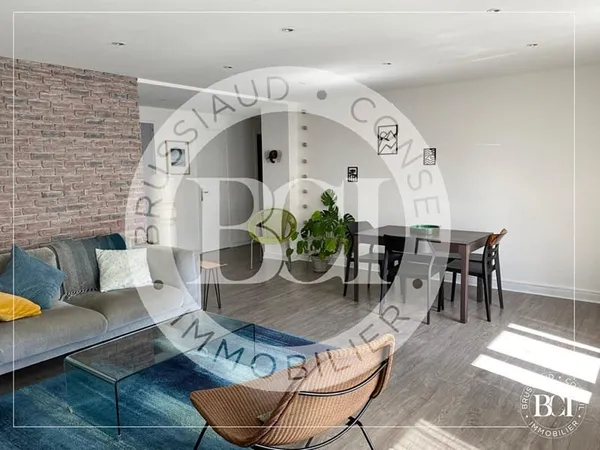 T3 69 m² - 6e étage avec ascenseur - Très bon état à Grenoble