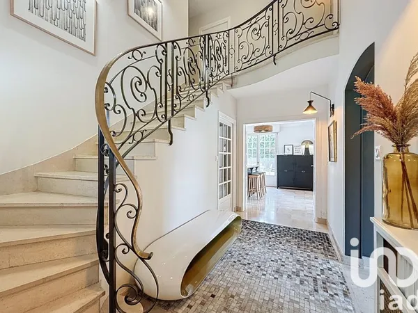 Maison 7 pièces 161 m²