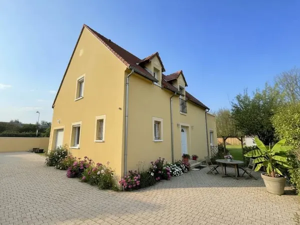 Agglo 10 minutes Chartres -Maison de 156 m2