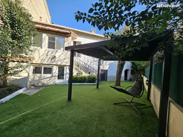 Maison 6 pièces 184 m²