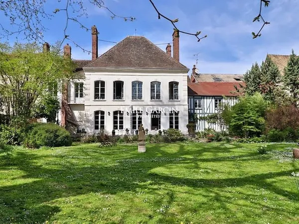 Hôtel particulier 15 pièces 500 m²